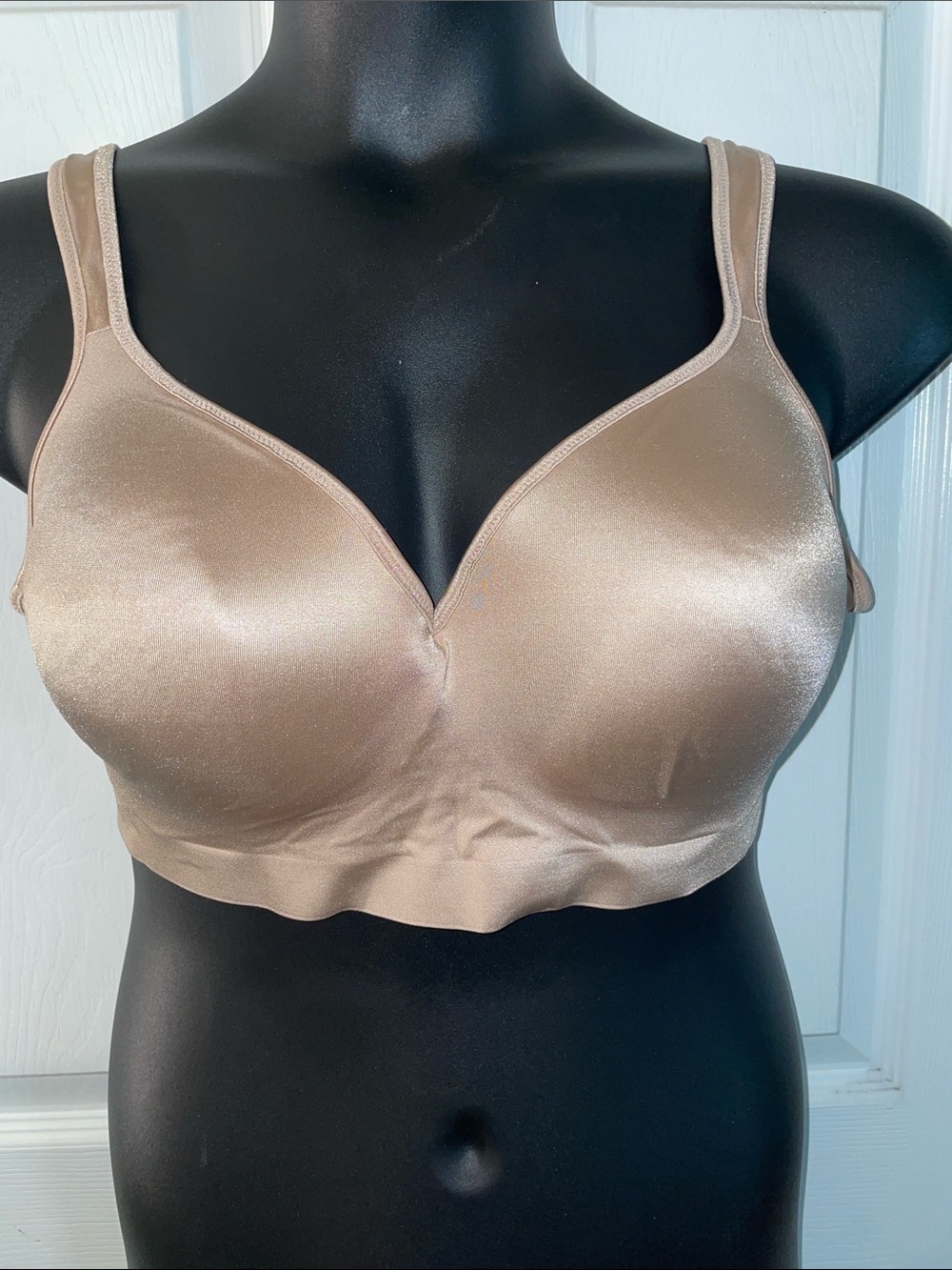 BALI NUDE SATIN PADDED MOLDED CUPS  & STRAPS Adjustable Hook & Eye closure XL